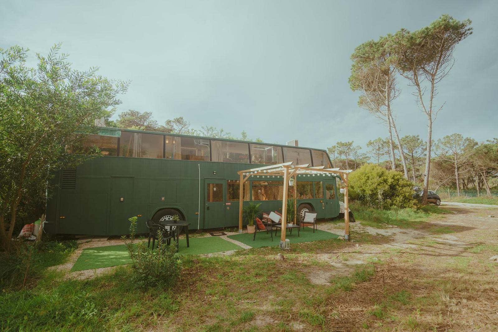 The Amazing Inacio Bus Converted Home Sintra Exterior photo